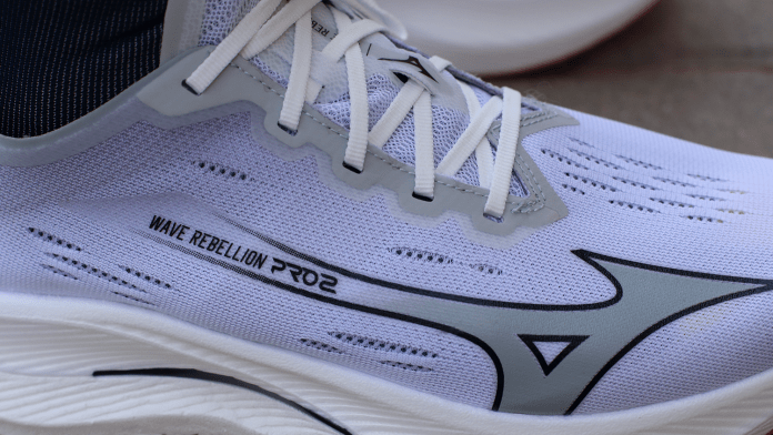 Mizuno Wave Rebellion Pro 2