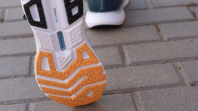 Diadora Mythos Blushield Volo 4 Suela delante