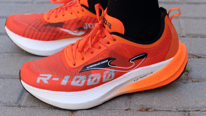 Joma R 1000