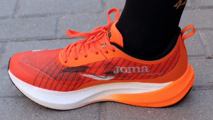 Joma R 1000