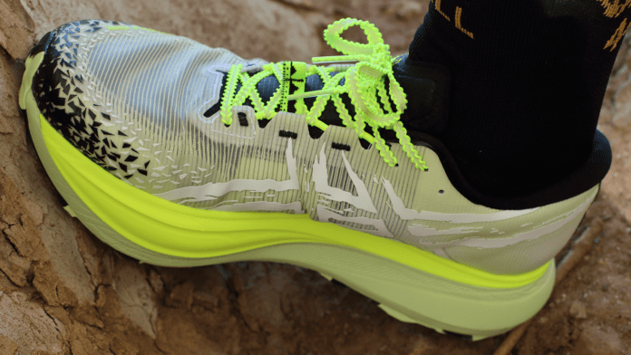ASICS Metafuji Trail