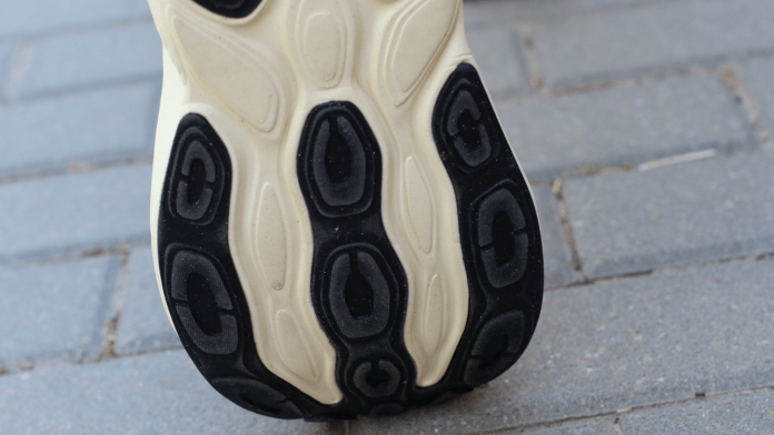 New Balance Fresh Foam X More v5