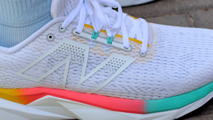 New Balance FuelCell Propel v5