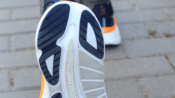 Saucony Hurricane 24 Suela talon