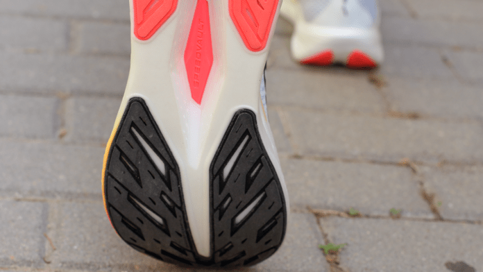 Brooks Hyperion Max 2 Suela delante