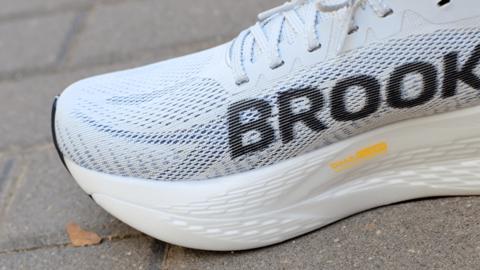 Brooks Hyperion Max 2 jacquard
