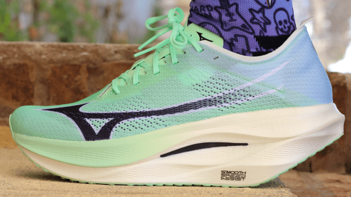 Mizuno Wave Rebellion Pro 3