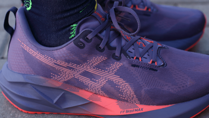 ASICS Novablast 5