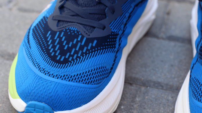 HOKA Skyflow