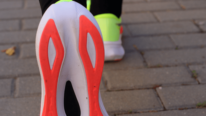 ASICS Magic Speed 4 Suela talon