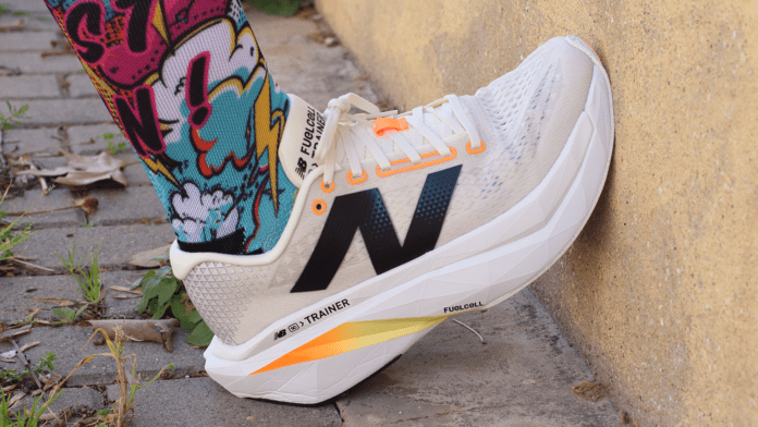 New Balance FuelCell SuperComp Trainer v3