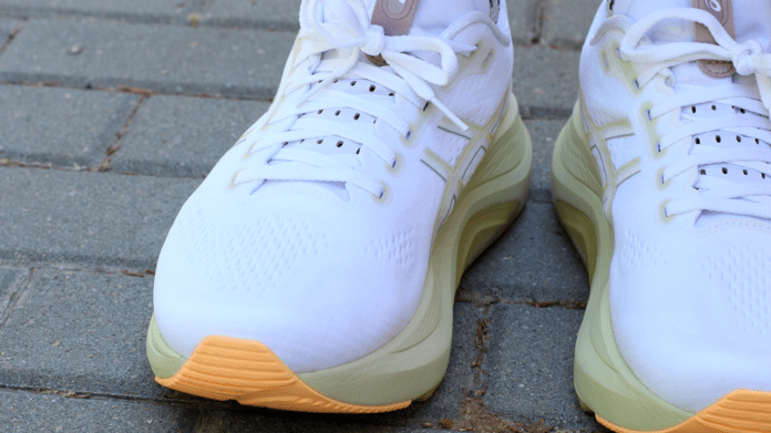 ASICS Gel Kayano 32