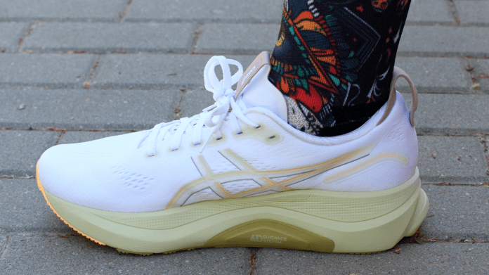 ASICS Gel Kayano 32