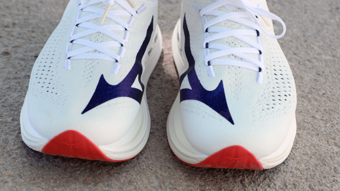 Mizuno Neo Vista 2
