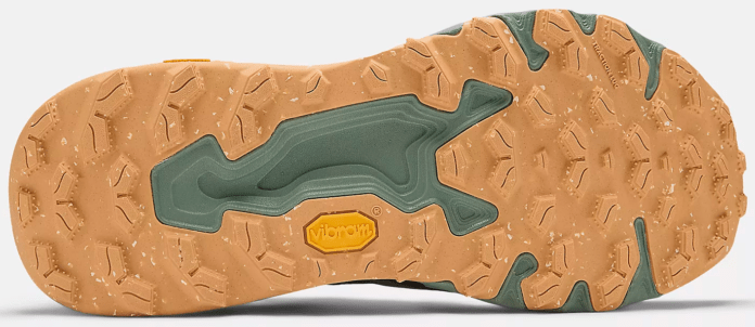 New Balance Hierro v9 Suela taqueado