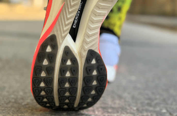 New Balance Elite v5