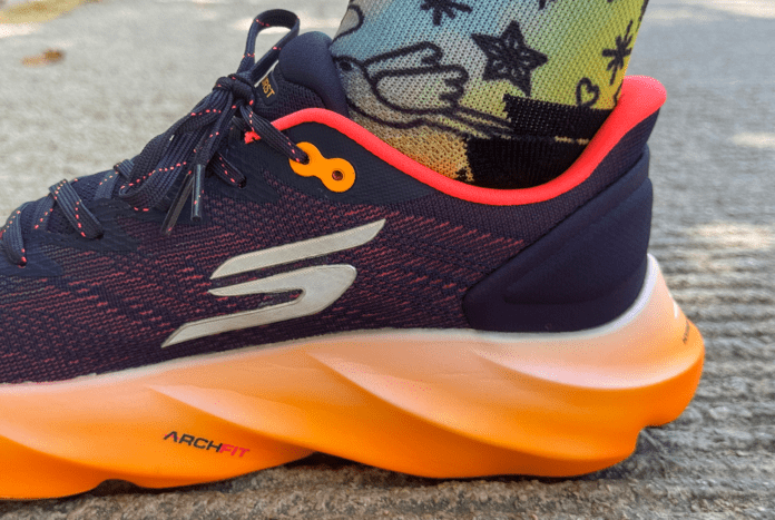 Skechers Aero Burst ArchFit