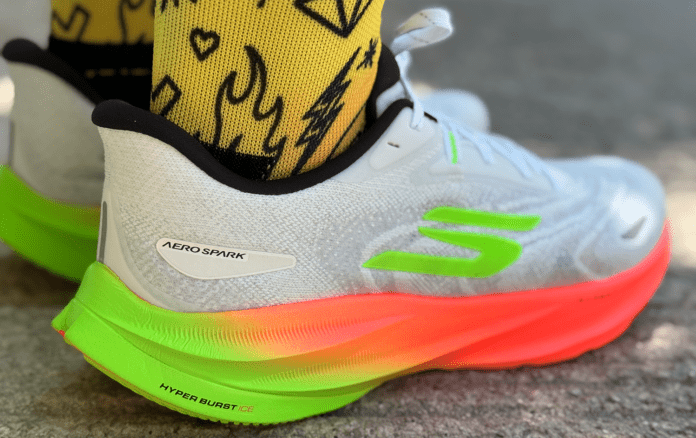 Skechers Aero Spark Hyperburst ICE