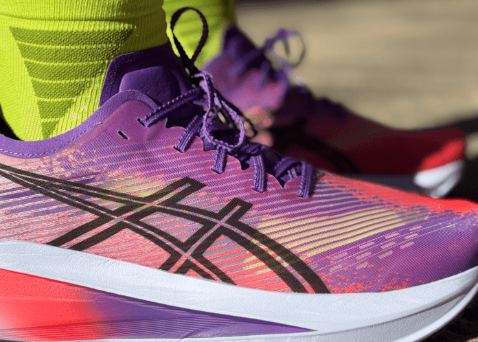 ASICS Megablast Cordones
