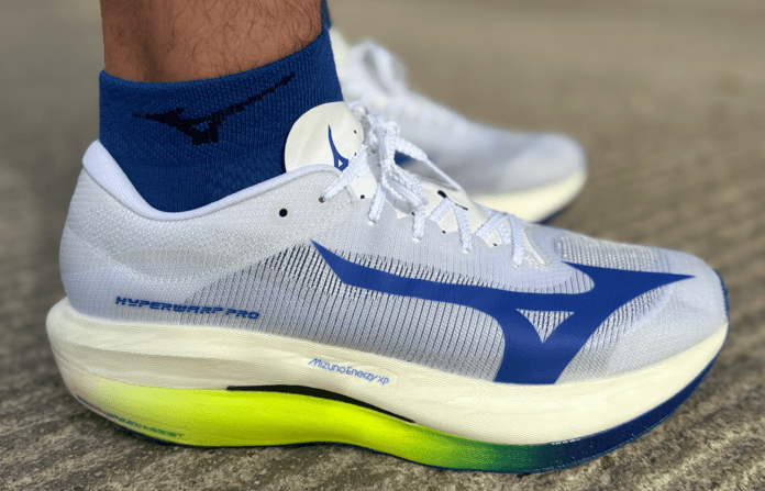 Mizuno Hyperwarp Pro