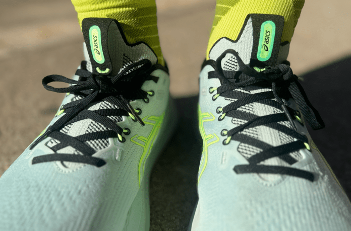 ASICS Gel Nimbus 28 Lengueta