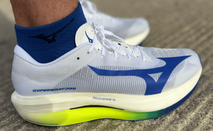 Mizuno Hyperwarp Pro