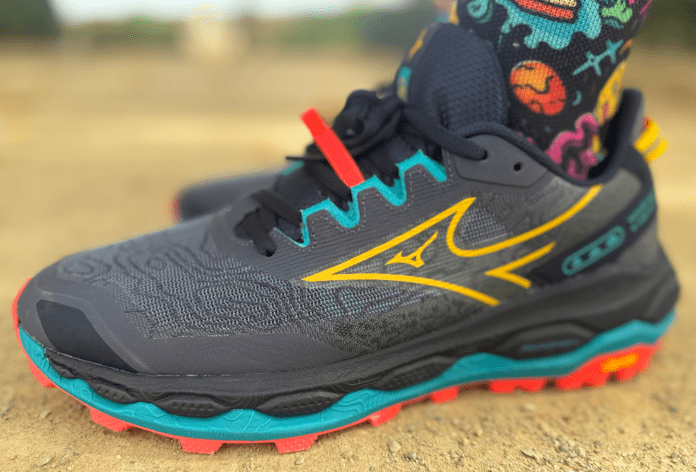 Mizuno Wave Mujin 11