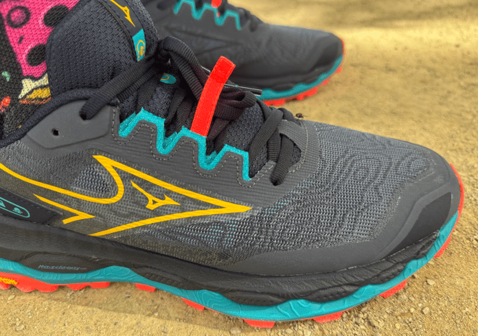 Mizuno Wave Mujin 11 Upper