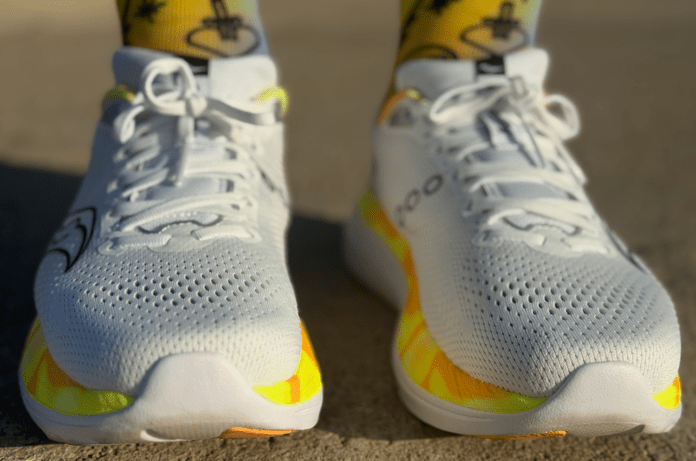 Saucony Endorphin Trainer Horma delante