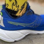 Saucony Hurricane 25 Topes laterales