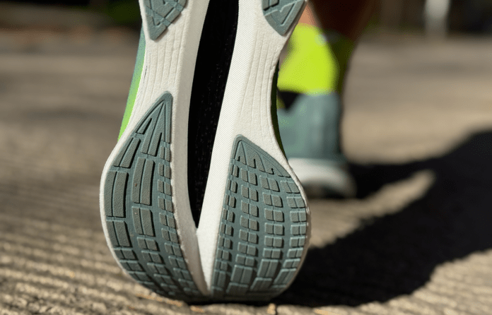 Under Armour Velociti Elite 3 Suela delante