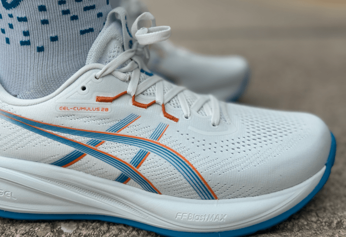 ASICS Gel Cumulus 28 Cordones