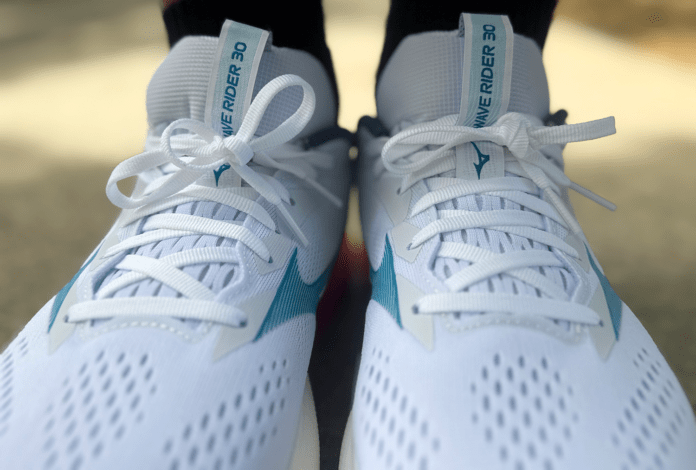 Mizuno Wave Rider 30 Cordones