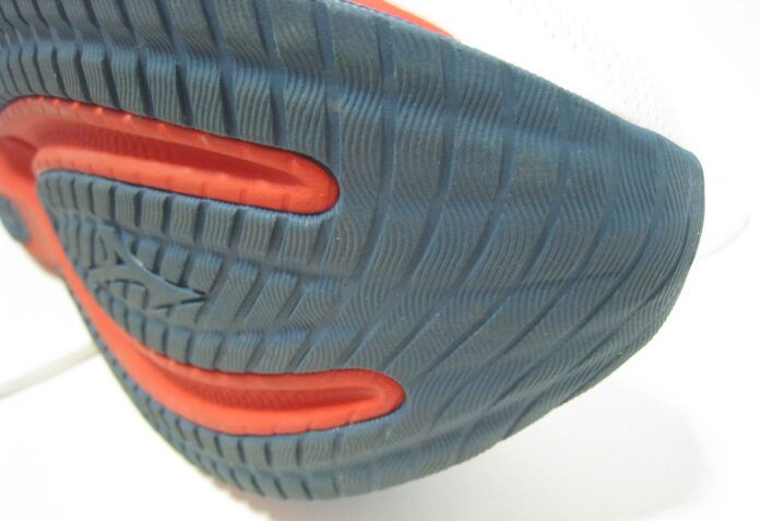 Mizuno Wave Rider 30 Suela Detalle Curvaturas Antepie