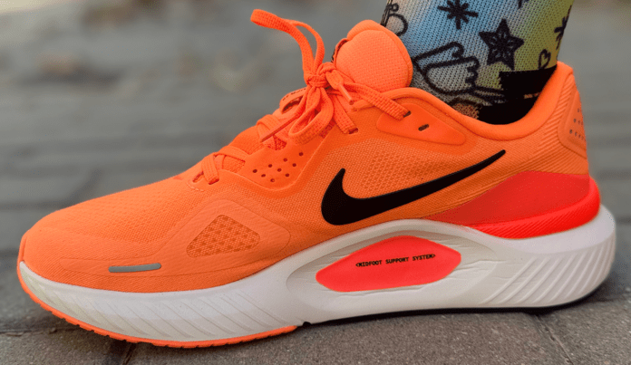 Nike Structure 26 Arco