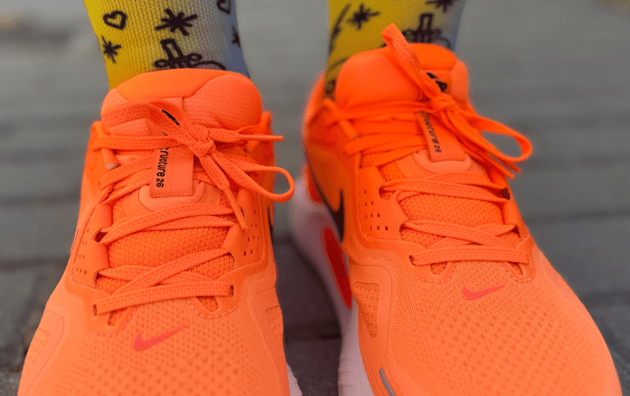 Nike Structure 26 Cordones