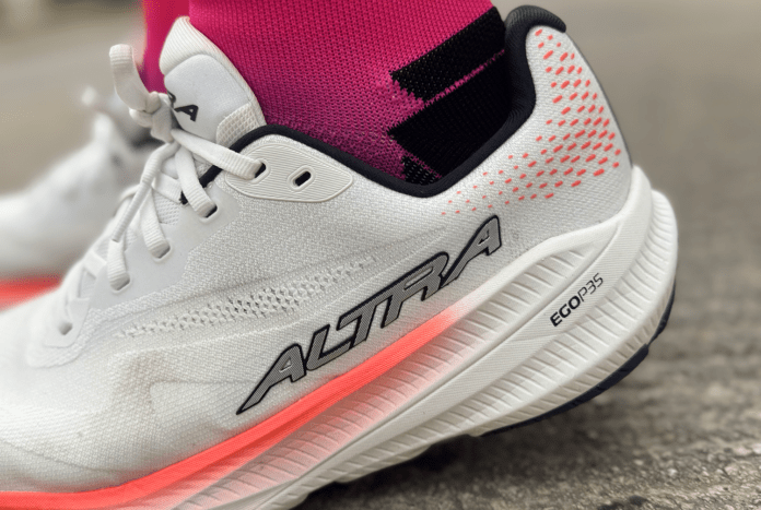 Altra Experience Flow 3 Topes laterales