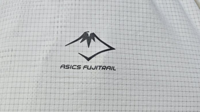 asics fujitrail elite camiseta espalda fujitrail