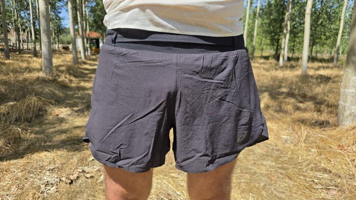 asics fujitrail elite short frente